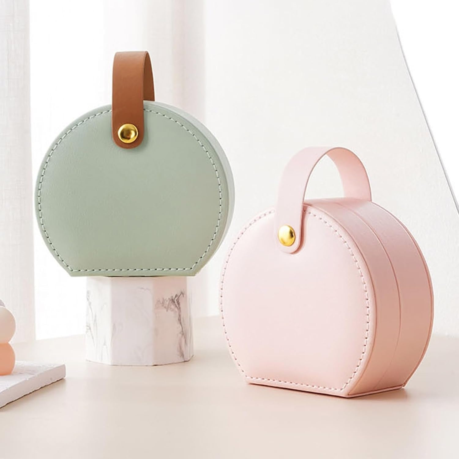 Petite Boîte à Bijoux de Voyage - couleur et texture